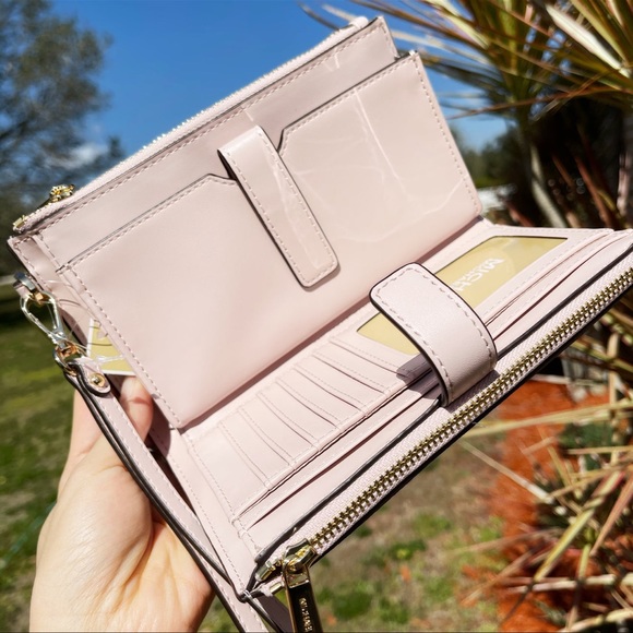 Michael Kors MK Jet Set Travel Double Zip Phone Wristlet Wallet Powder Blush - Picture 2 of 2